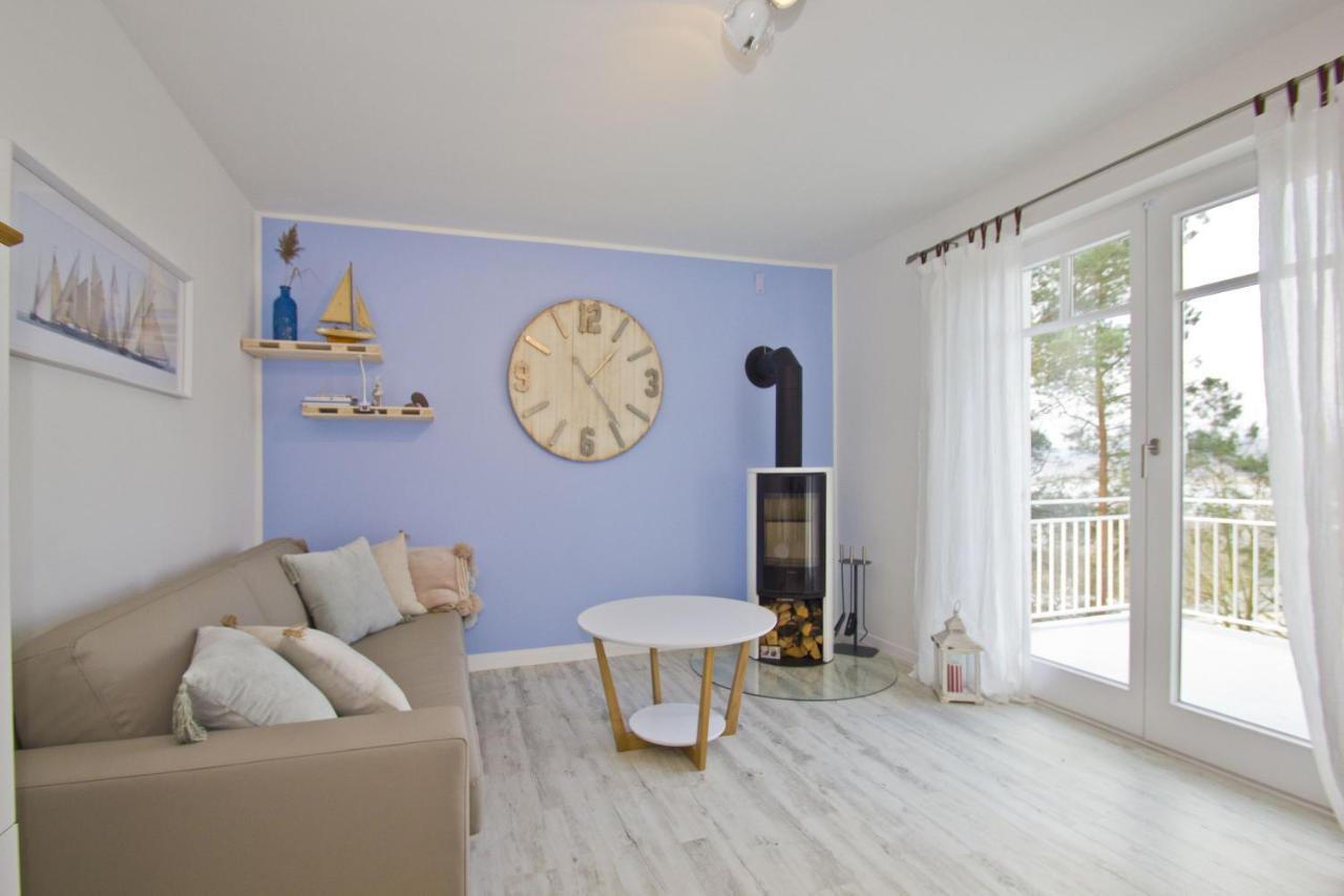 Moderne Ferienwohnung Mit Balkon, Meerblick - Ferienresidenz Zwei Boddenfewo 1-3 Lietzow Buitenkant foto
